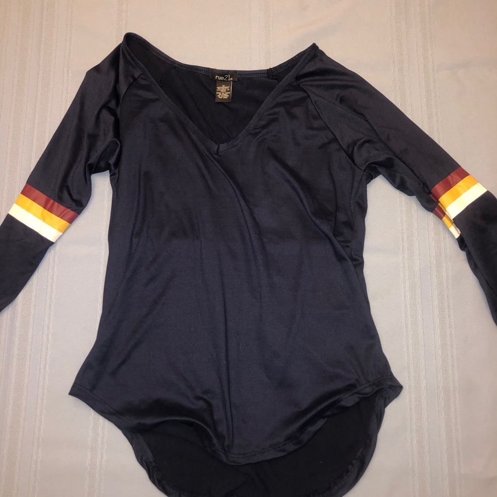 Long sleeve girls t-shirt